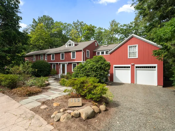 133 Blake Road, Hamden, CT 06517
