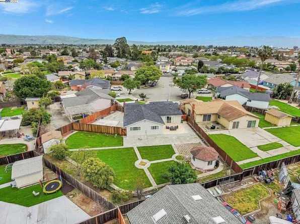 7765 Yew Ct, Newark, CA 94560