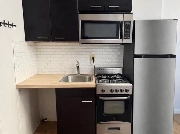 582 West 183rd Street image 1 of 4