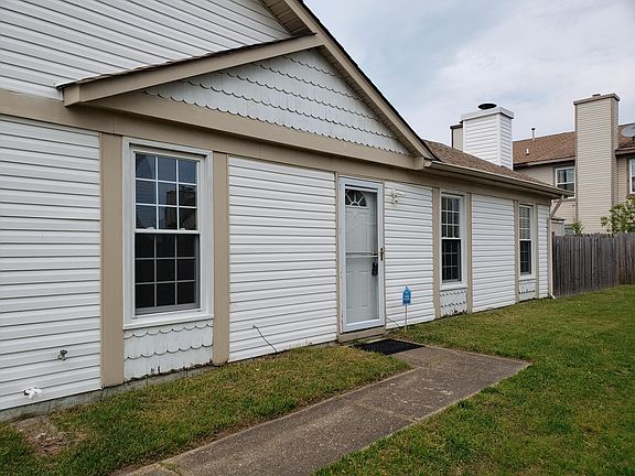 2nd image of 758 Goodard Dr