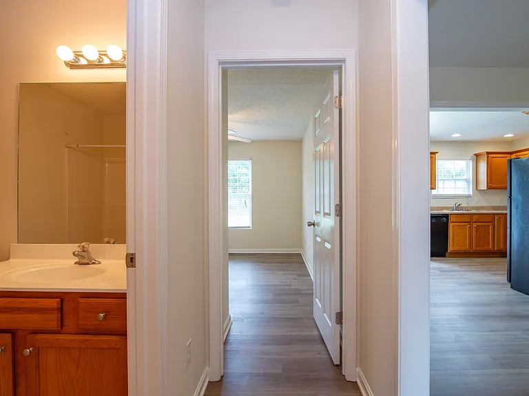 Applewood Ln — Photo 22