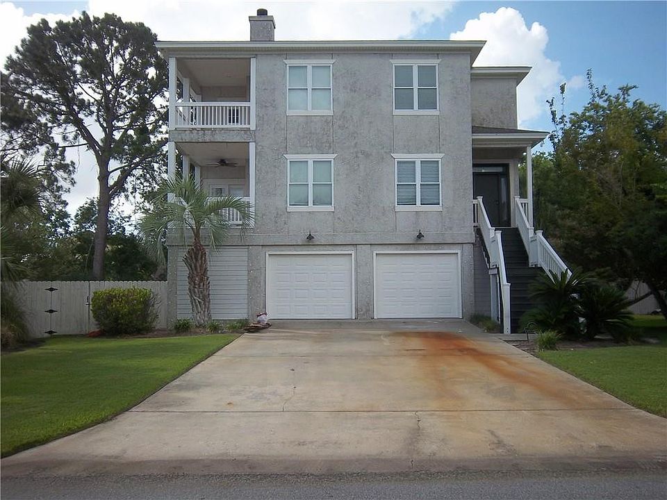 1st image of 100 Lanier Island Cir