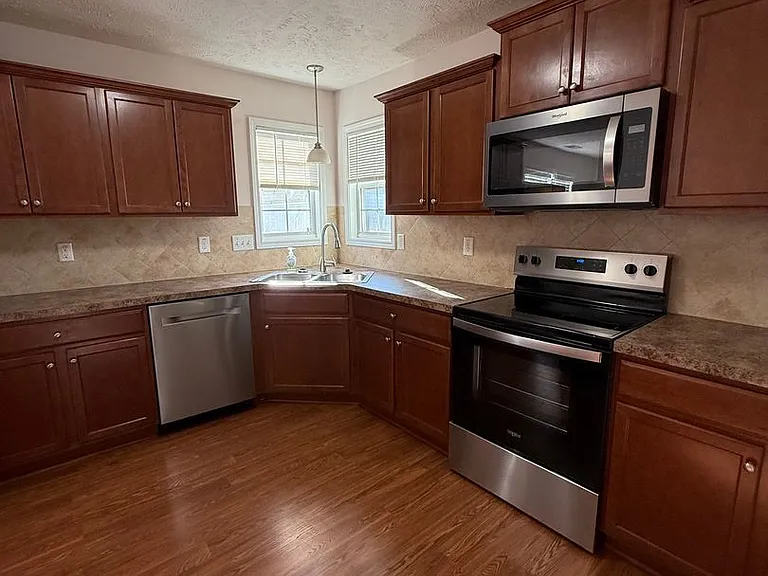 2513 Hunting Bow Dr — Photo 29