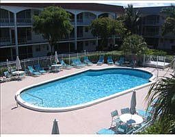 2nd image of 501 Blue Heron Dr APT 319A