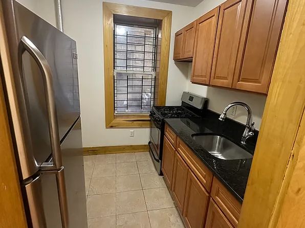 1546 Selwyn Ave APT 1E