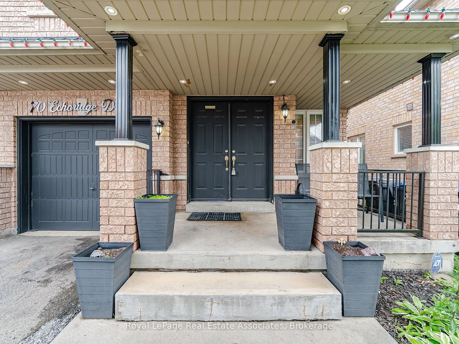 4 bed, $2,850 — Photo 4