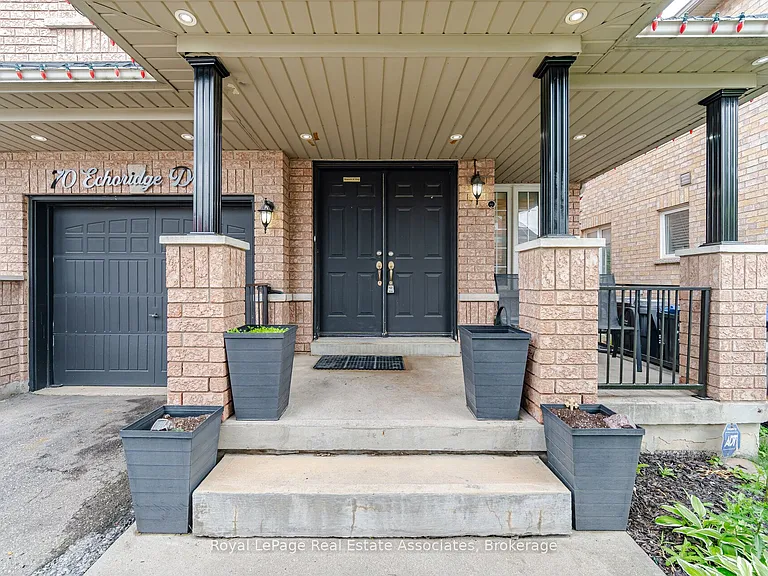 70 Echoridge Dr — Photo 4