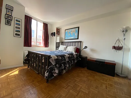 Rented by Compass | media 21