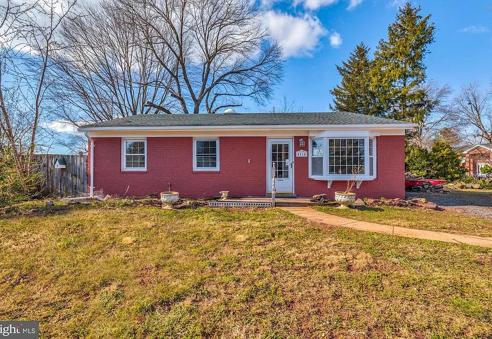 4114 Lees Corner Rd