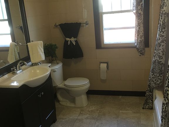 2nd image of 172 N Highland Ave