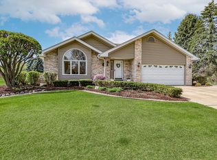 3204 Hickory Creek Dr, New Lenox, IL 60451