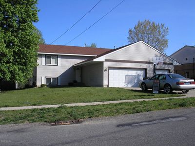 5880 Christie Ave SE, Kentwood, MI, 49508