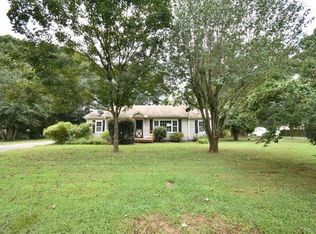 186 Maffett St, Trion, GA 30753