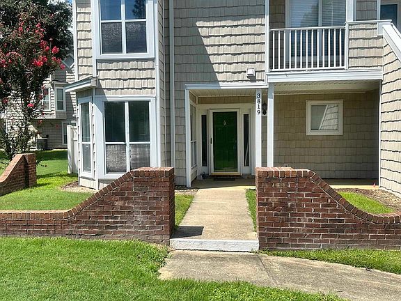 2nd image of 3819 Masters Ct. #3819
