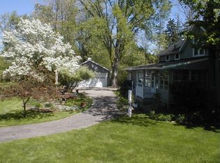 8938 Fairmount Rd, Novelty, OH 44072