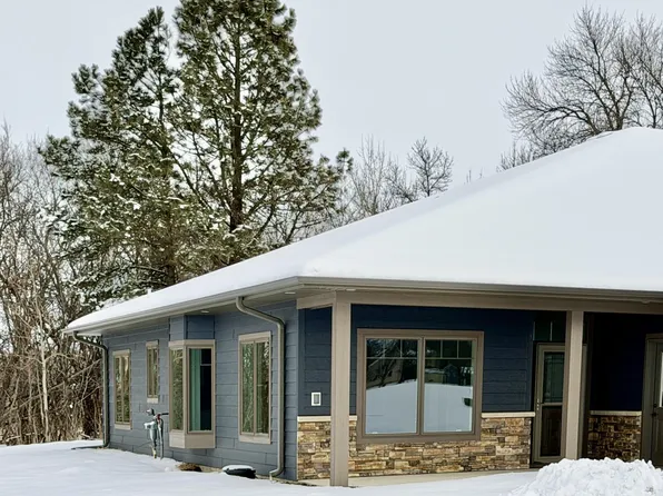 102 E Memory Ln, Tyler, MN 56178