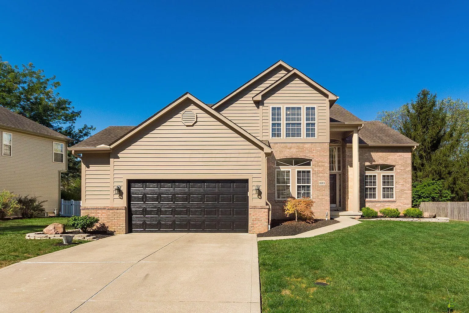 8183 Chateau Ln photo 1