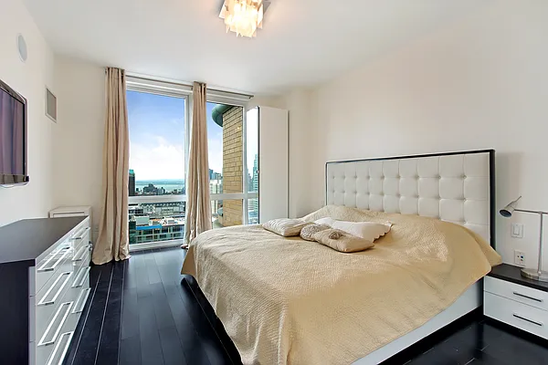 Rented by Douglas Elliman | media 12