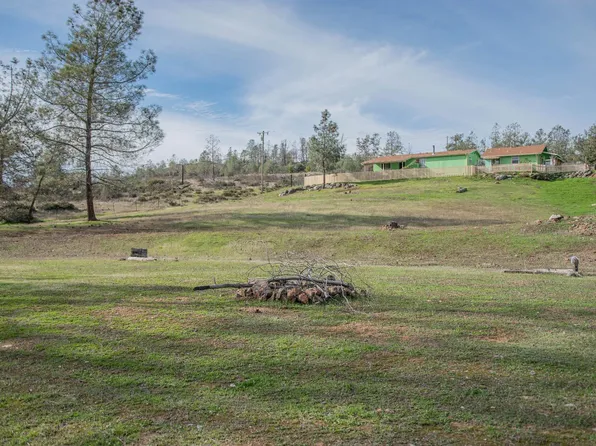 5688 Mount Murphy Rd, Garden Valley, CA 95633