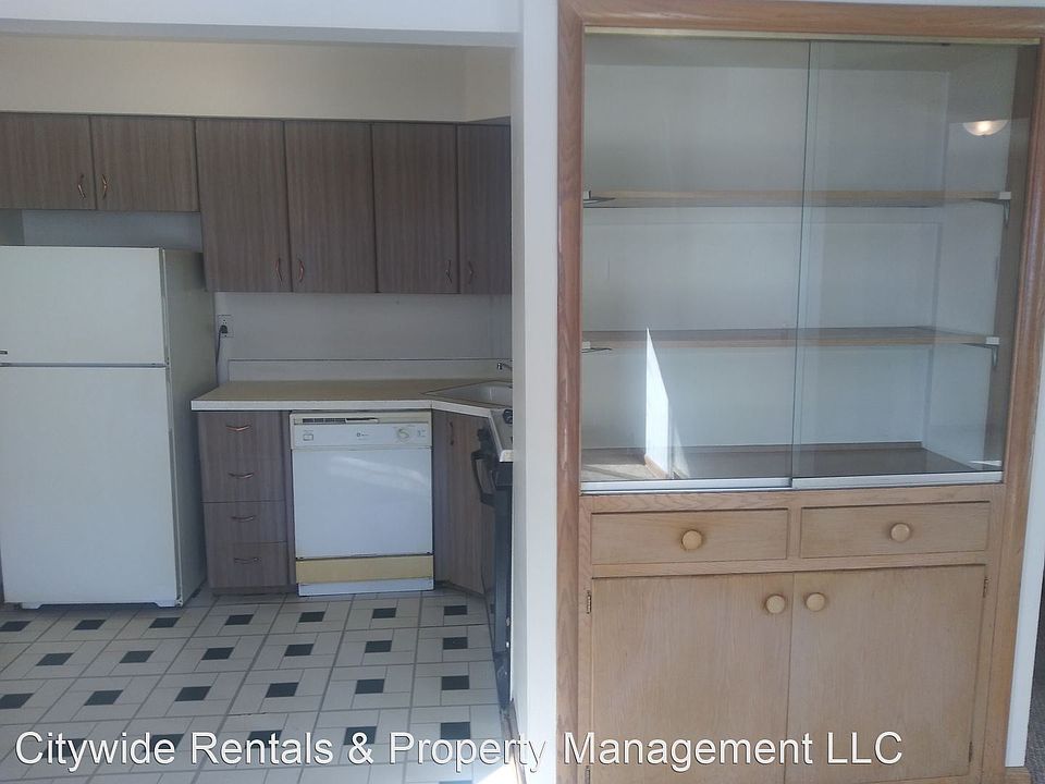 2nd image of 9131 W Congress St #8