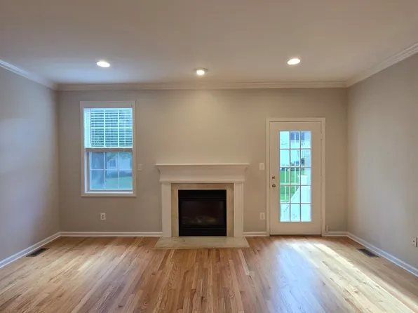 567 Coventry Dr, Nutley, NJ 07110