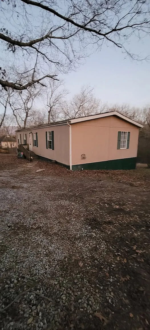 3 bed, 1248 sqft, $1,495 — Photo 1