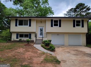 8513 Peachtree Ln, Riverdale, GA 30274