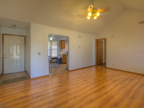 5th image of 8204 E Norman Ave