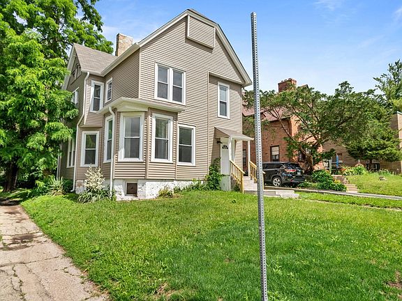 2nd image of 712 N Court St