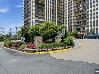 300 Winston Dr #C0518, Cliffside Park, NJ, 07010