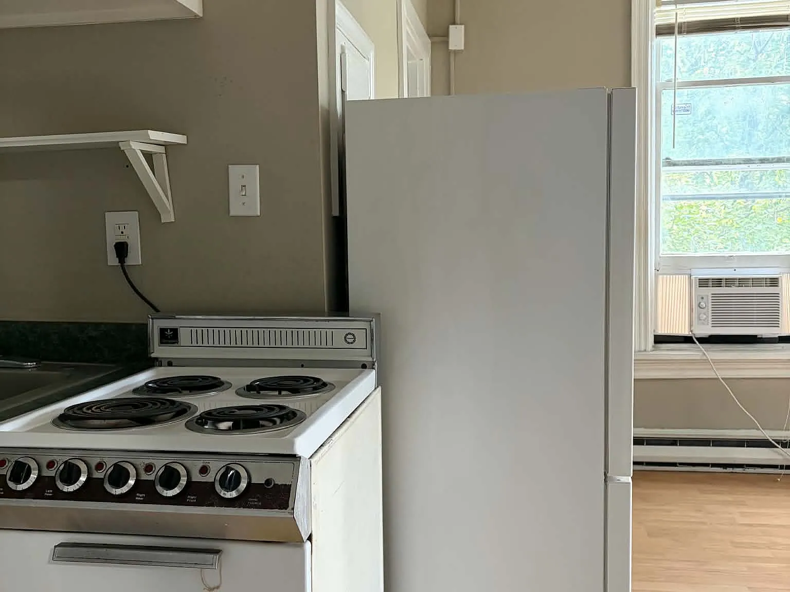 1 bed, 550 sqft, $1,095 — Photo 2