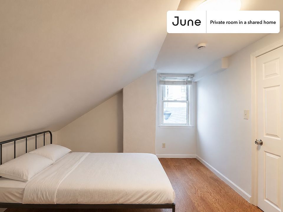 1st image of 83 Winter St #D