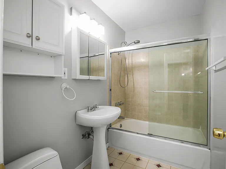 2235 Ashby Ave #202 — Photo 12