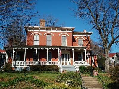 2nd image of 515 W Frederick St
