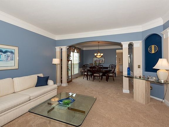 3rd image of 3170 Abrams Dr