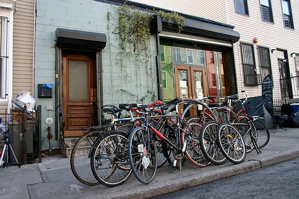 Rented by Nooklyn NYC LLC | media 10