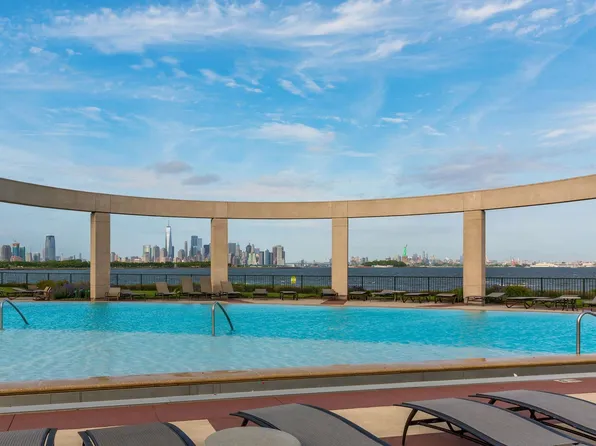 15 Freedom Way image 7 of 14