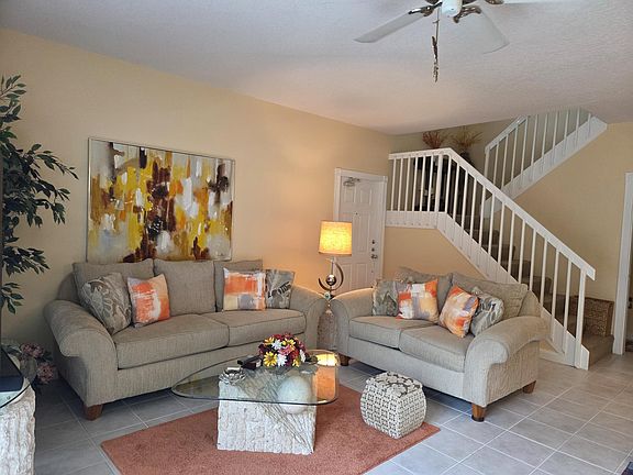 4th image of 58 Tall Oaks Cir