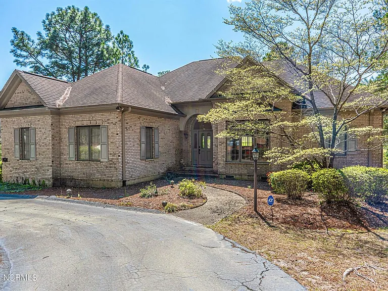 215 Plantation Dr — Photo 76
