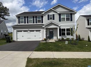 109 Walsh Ln, Waynesboro, VA 22980