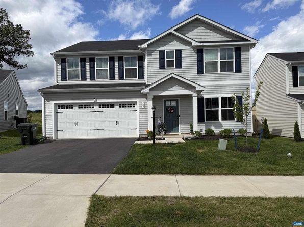109 Walsh Ln