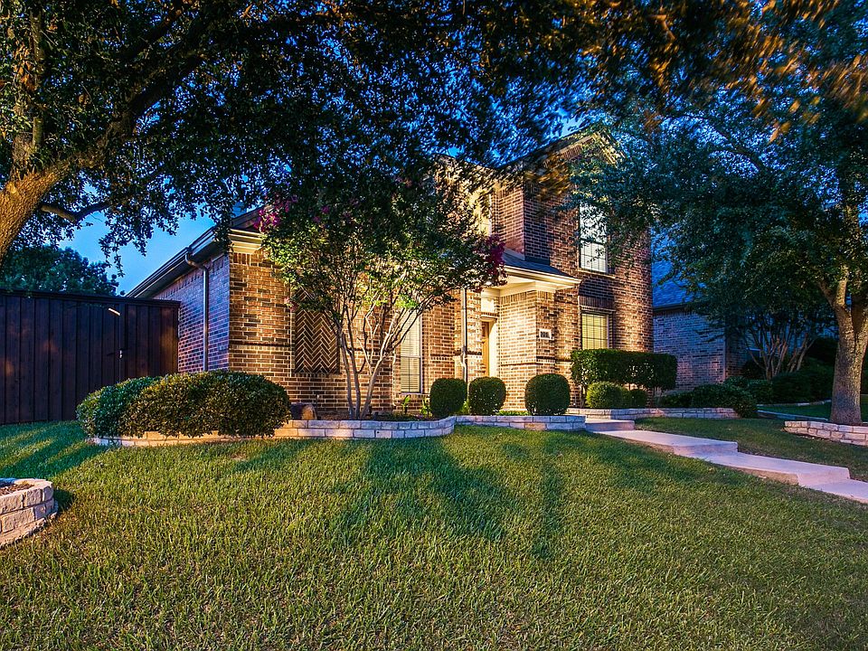 0_701-water-oak-dr-garland-tx-High-Res-1.jpg