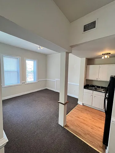 320 W Grace Street Photo 1