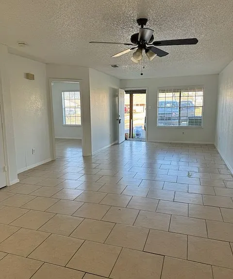 1714 Georgia St — Photo 8