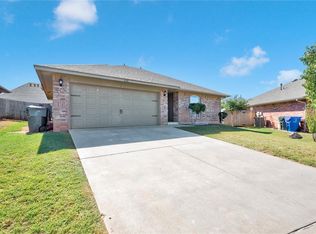 426 Tecumseh Meadows Ct, Norman, OK 73069