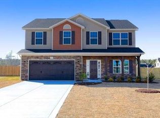 400 Ragged Point Ct, Jacksonville, NC 28546