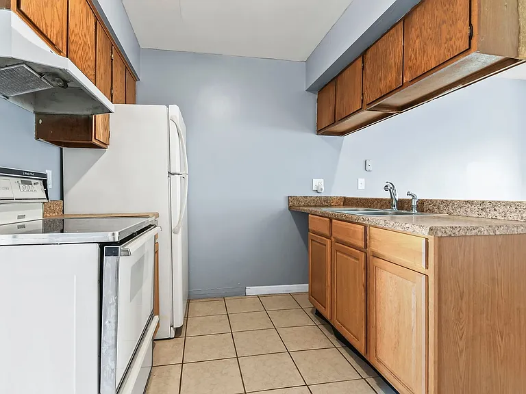 2832 Stanton St — Photo 27