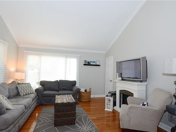 living from kitchen view