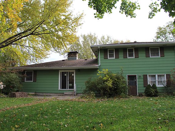 3rd image of 1019 7th Ave W