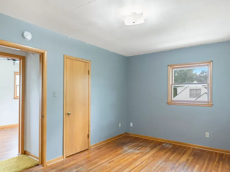 3310 Rownd St — Photo 13
